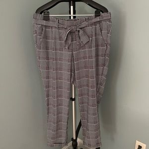 Size 1 (14/16) Torrid pull-on pants.  New but no tags